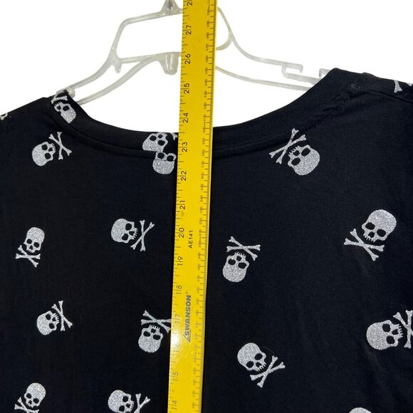Black Skull Crossbones Knot Front Top Womens L Pocket Tee Goth By No Boundaries - Picture 6 of 11